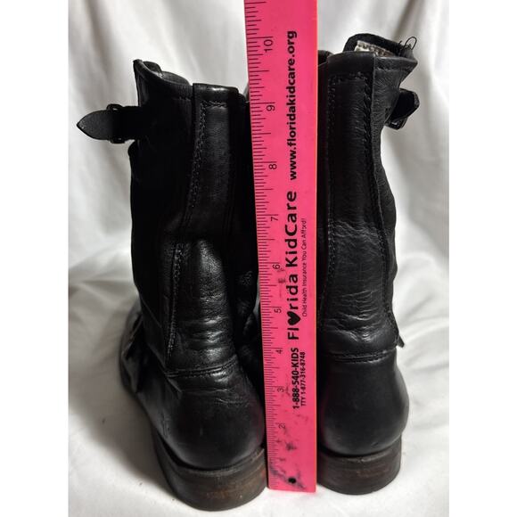 Women's FRYE Veronica Short Boot 76509 Size 7.5B Black Leather Buckle Biker - Picture 5 of 9